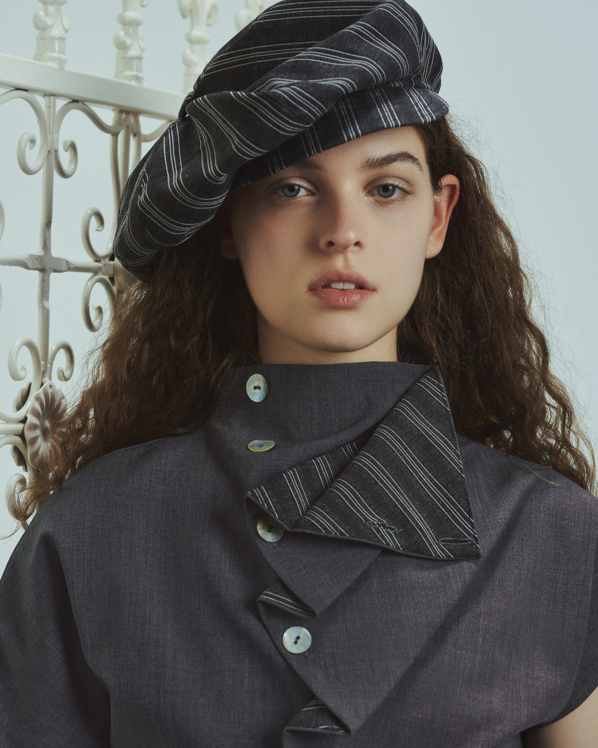 into.eight CIVIC TOP Asymmetric Collar Structured Top