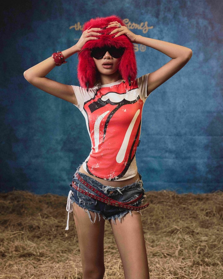 DIRTYCOINS DCxRS Loud Tongue Fitted Baby Tee