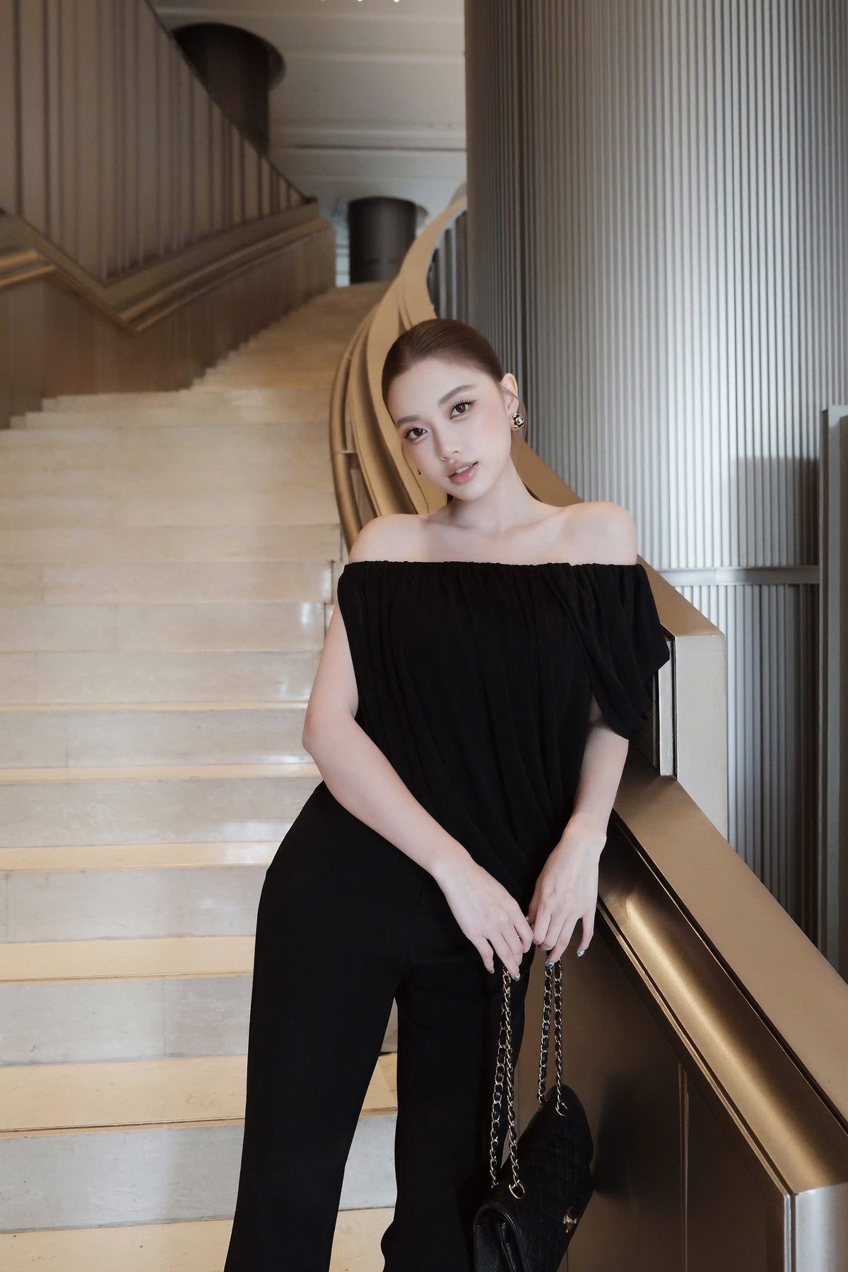 CHOU CHOU Off-the-Shoulder Ruffle Two-Piece Set