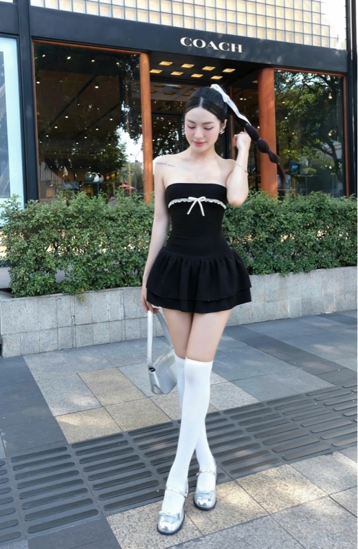 THAOBIBI 荷葉邊蝴蝶結短款針織洋裝