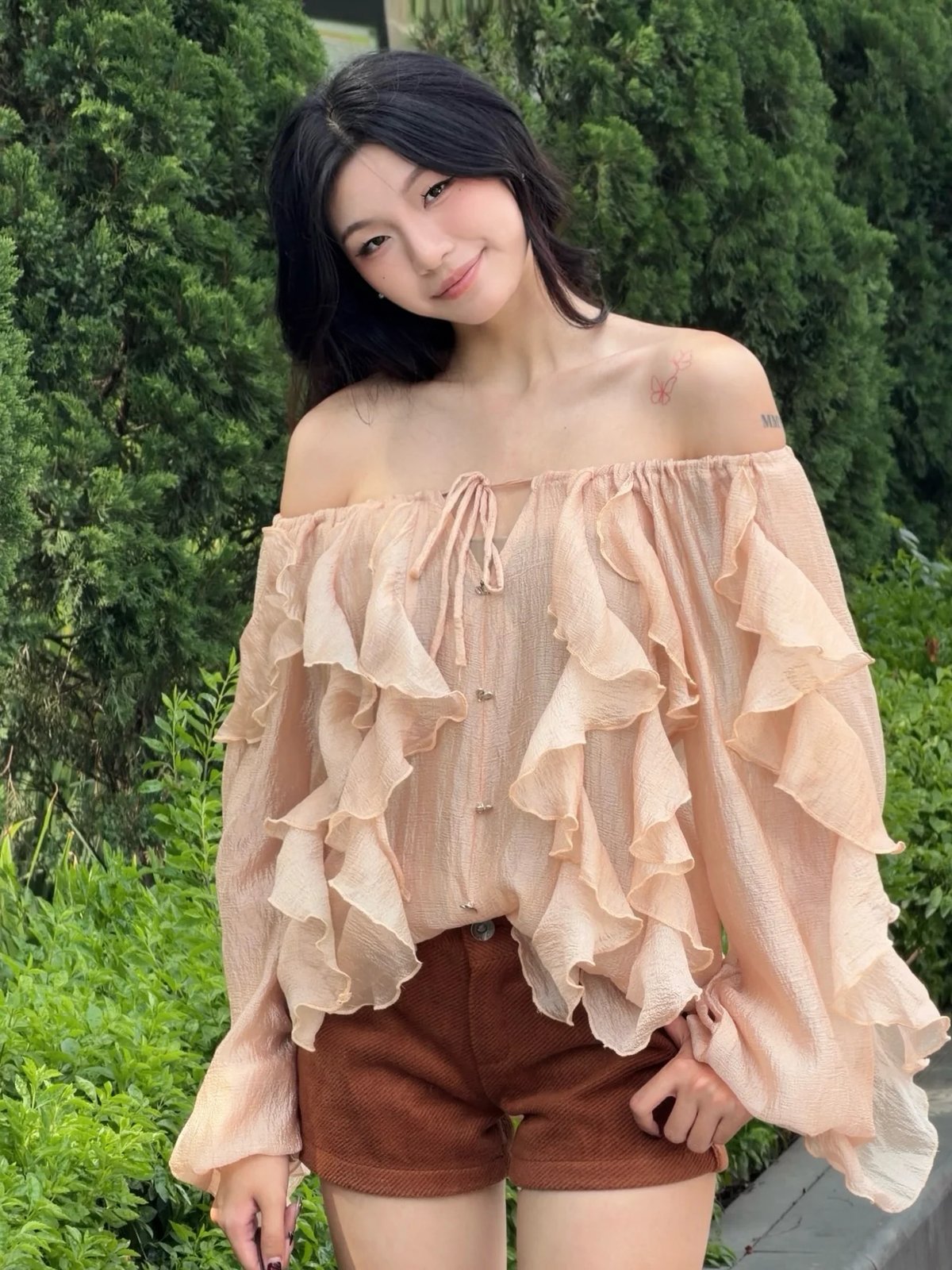 Sugar Crush Hanna Off-the-Shoulder Ruffle Chiffon Top - Nude Pink