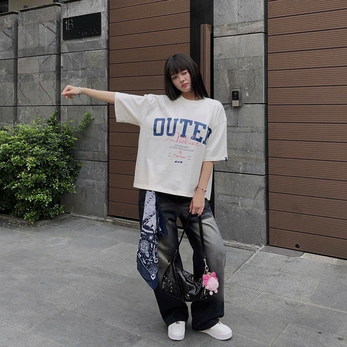 OUTERITY Boxy Espresso 圖案短袖 T-shirt