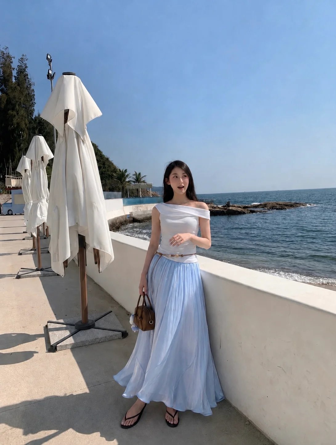Sugar Crush Emily 絲綢光澤長裙 - 冰藍色