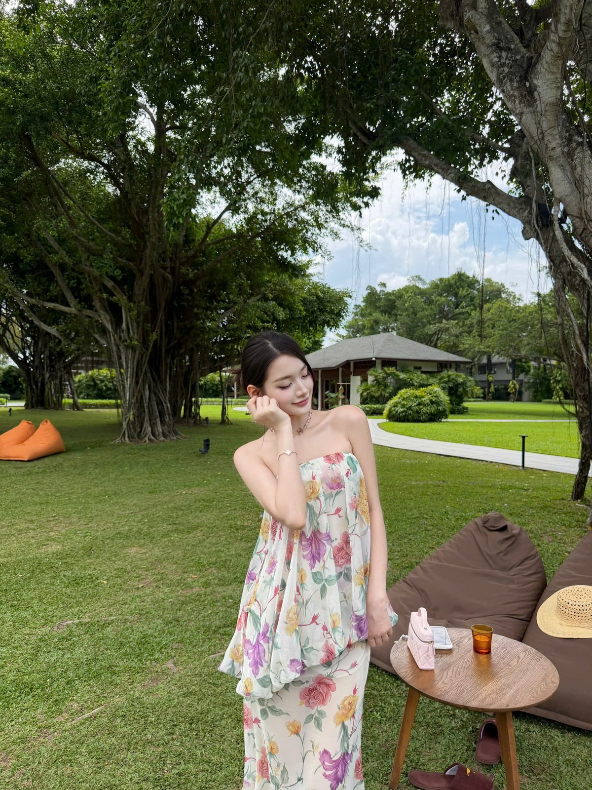 CHOU CHOU 花卉雪紡內建胸墊長裙