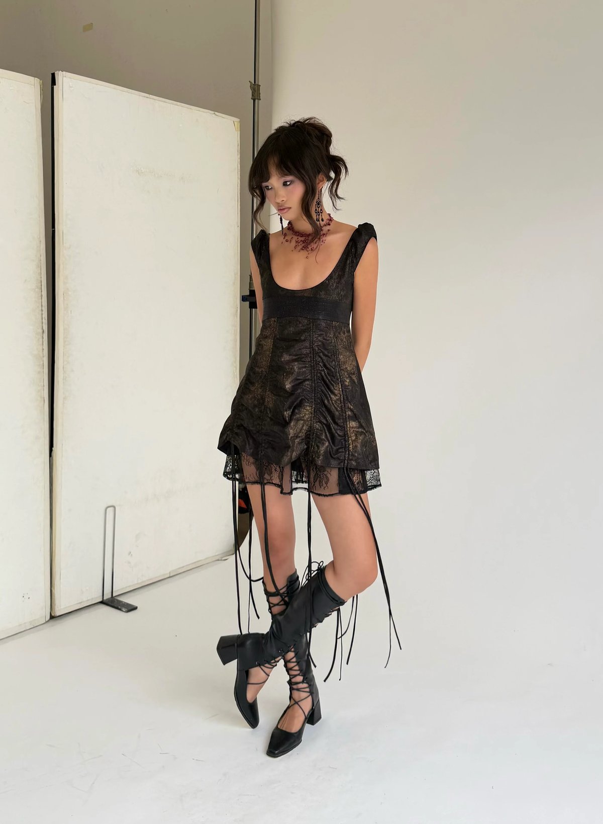 into.eight Noise Dress 抽繩褶皺 Babydoll Mini 蕾絲裙