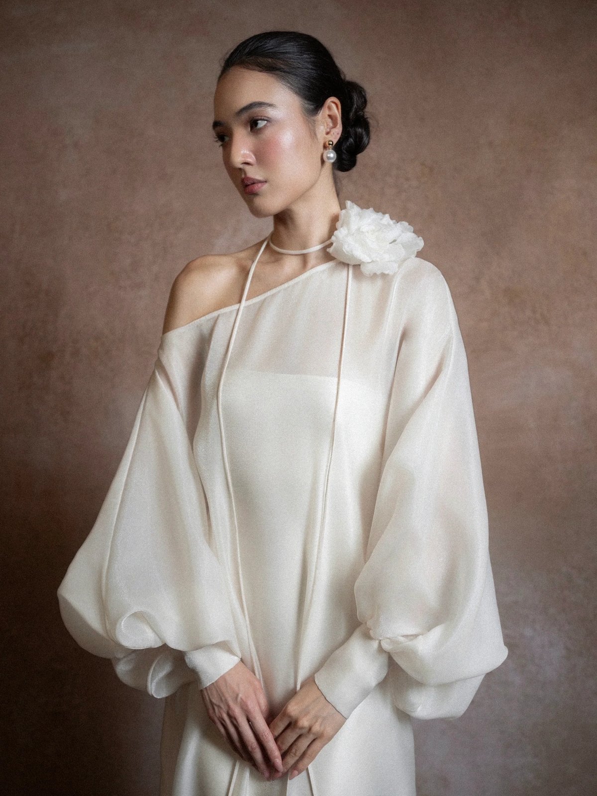 KISSERINE ORANIA 婚紗禮服 - 絲綢與雪紡雙層設計 (奶油白)