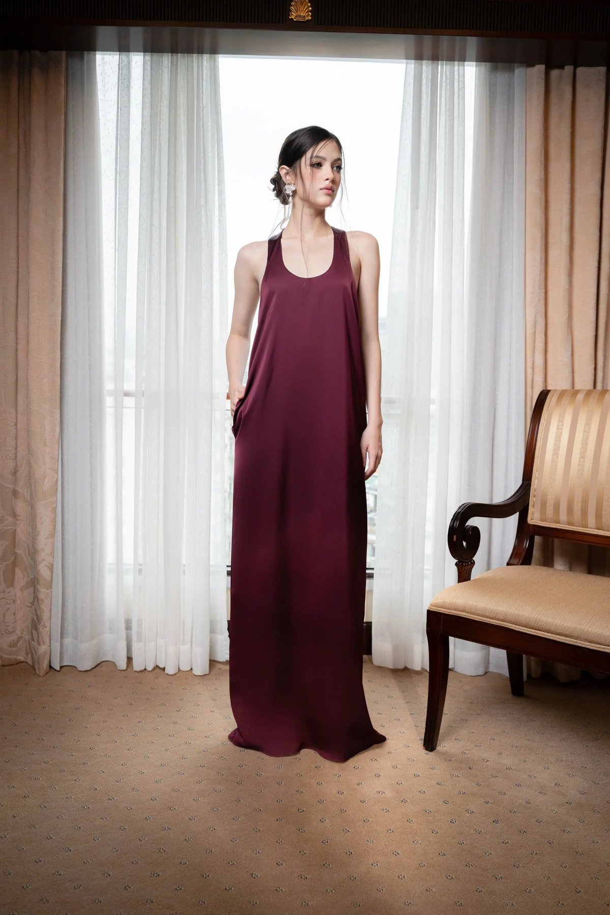 KISSERINE Carol Three-Hole Satin Dress