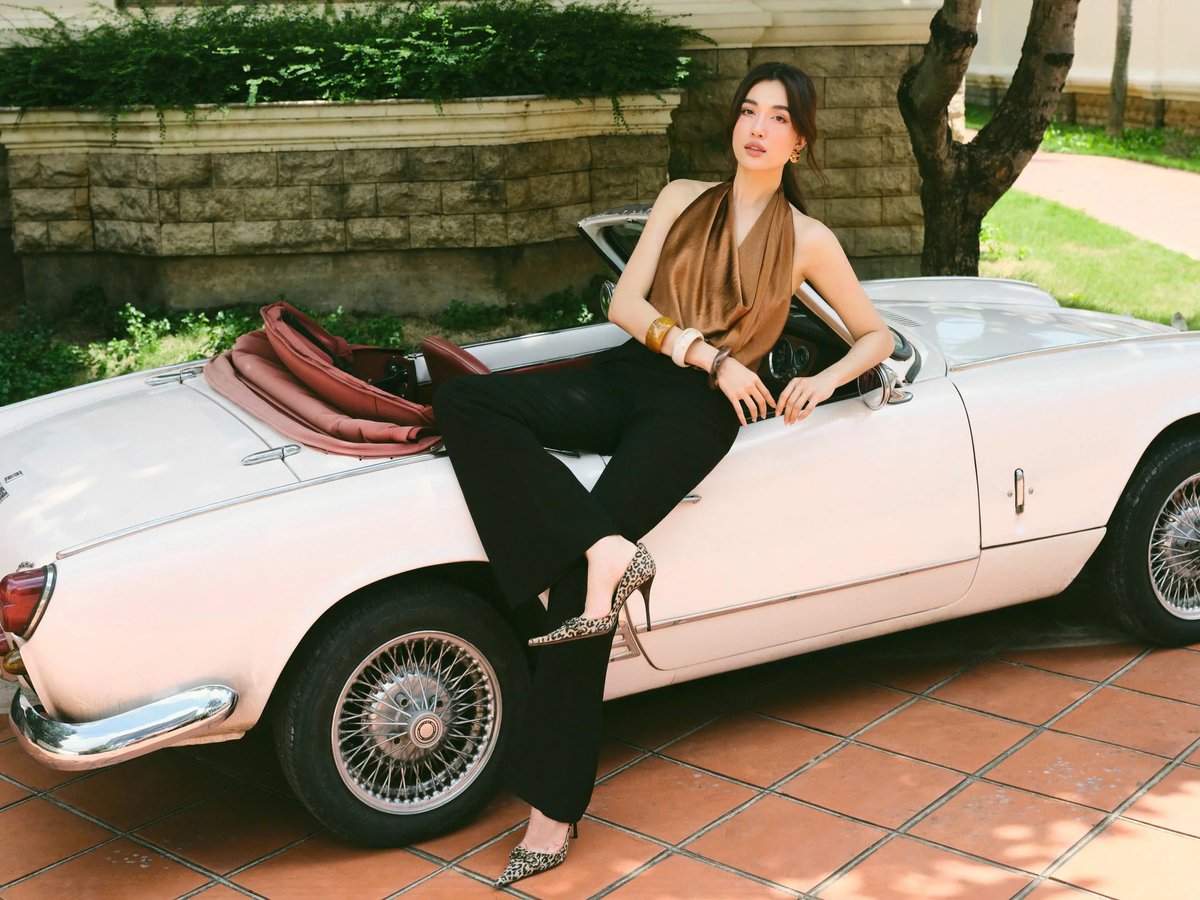 KISSERINE CLAUDIA PANT