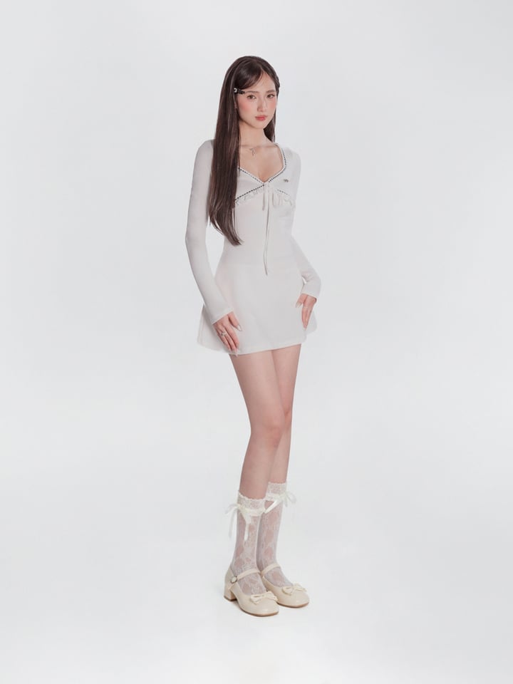 DKMV Audrey 蕾絲裝飾長袖短裙 - 黑色