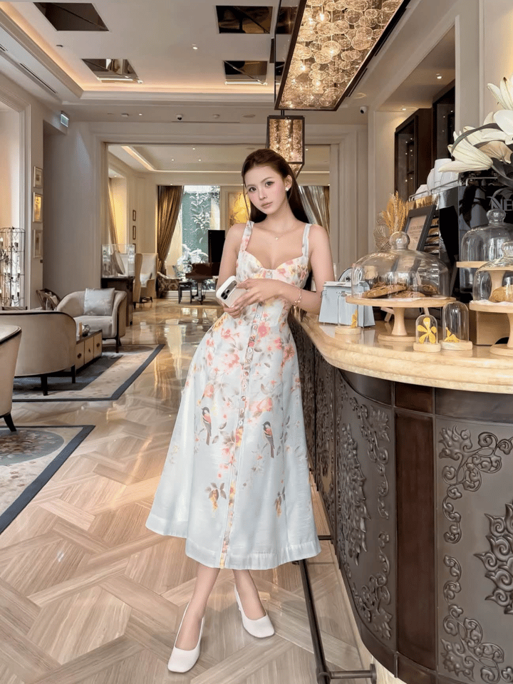 Tran Ali 花卉鈕扣細肩帶連身裙