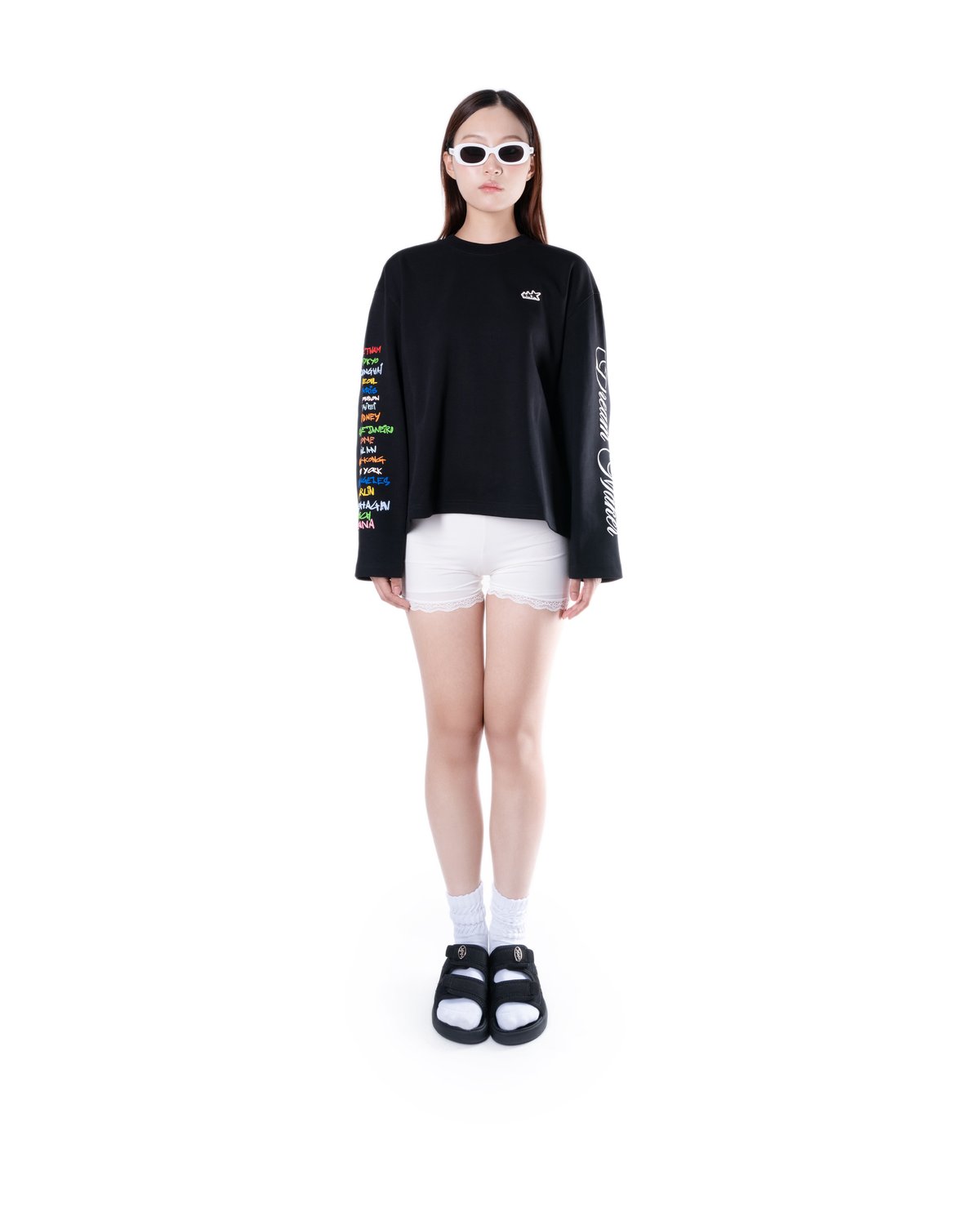 Levents® Travel Cities Long Sleeve Boxy Tee