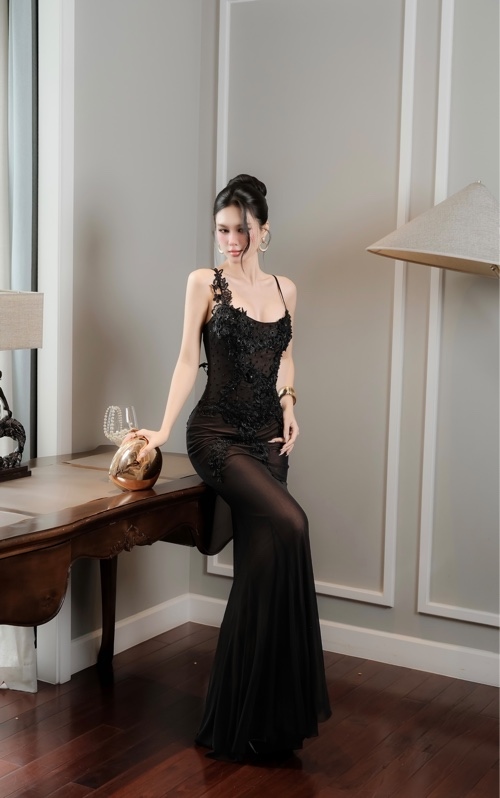 THAOBIBI Beaded Mesh Lace Appliqué Maxi Dress