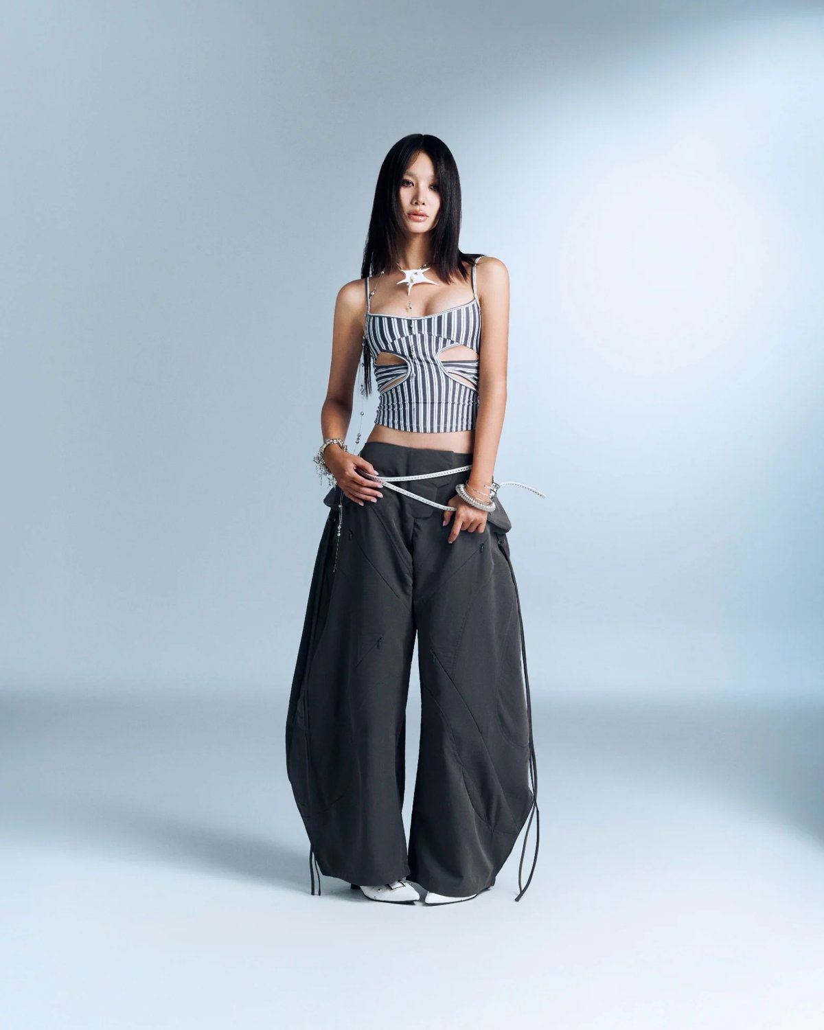 Bunnyhill LUCINE 條紋細肩帶露腰背心