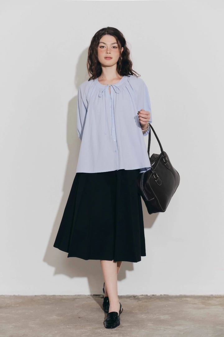 DOTTIE Ruched Neck Puff Sleeve Top