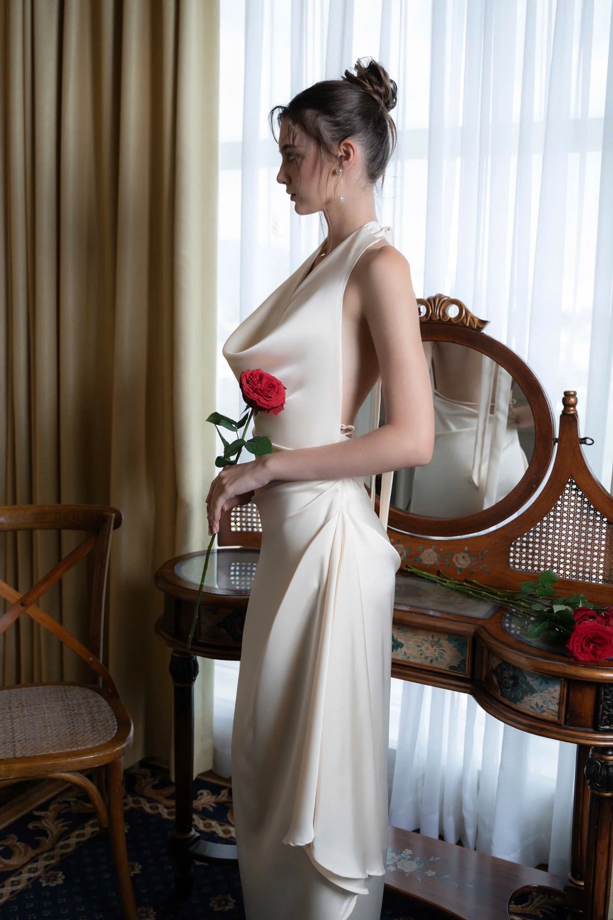 KISSERINE CYNTHIA Satin Halter Neck Asymmetric Dress