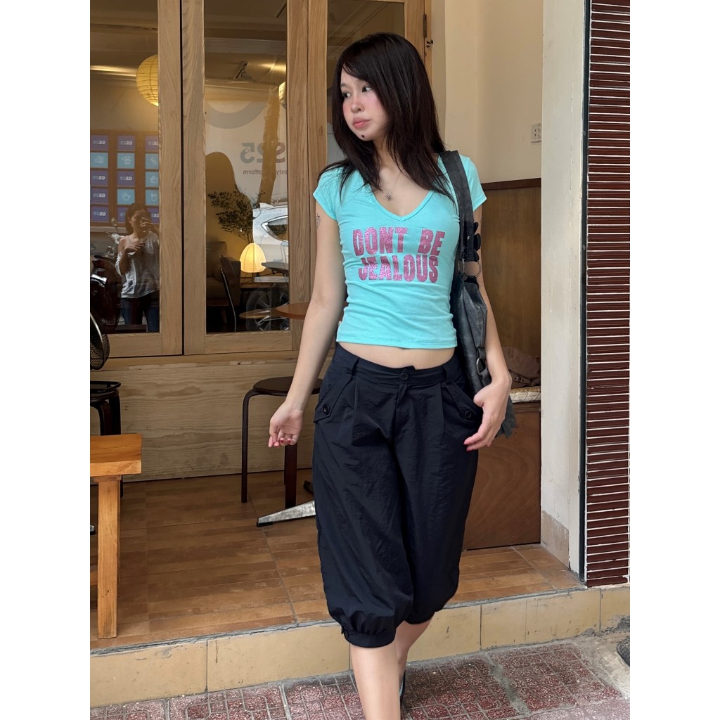 TWENTI Jealous 系列 V 領印花棉質 T-shirt