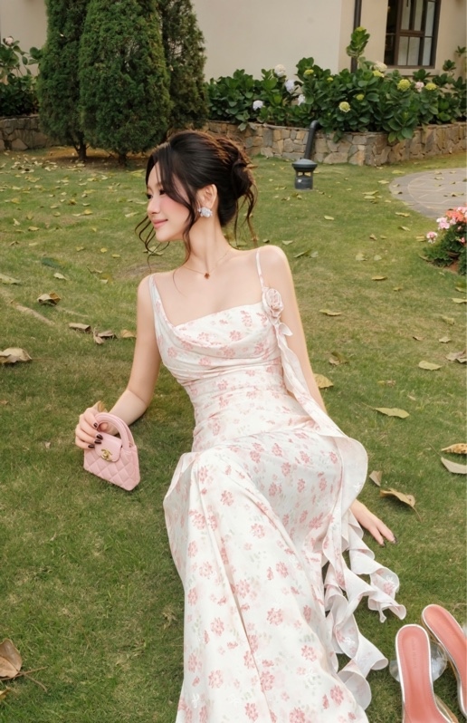 THAOBIBI Textured Ruffle Maxi Dress