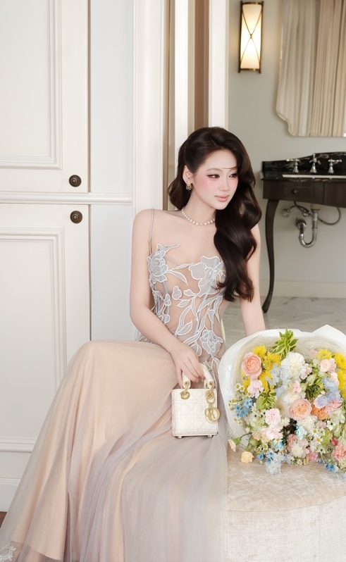 THAOBIBI Princess Lace Mesh Maxi Dress
