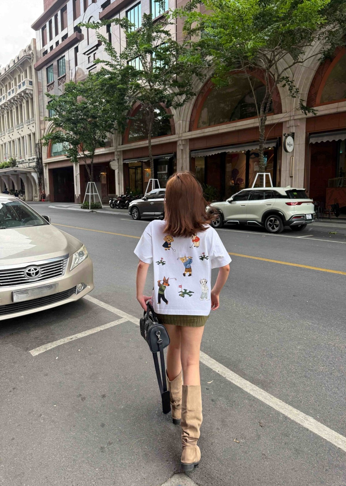 DIRTYCOINS Dico Puppies Golf Club Graphic T-shirt