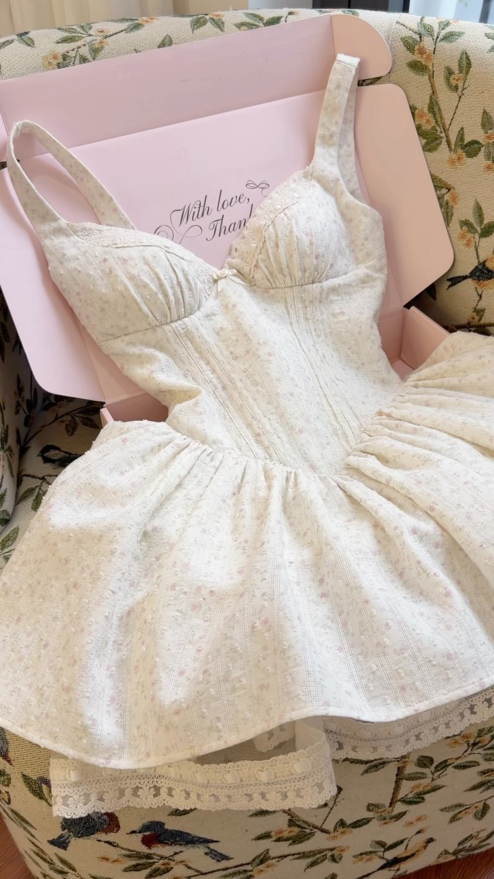 JUBIN Briony 浪漫碎花蕾絲束身連身裙