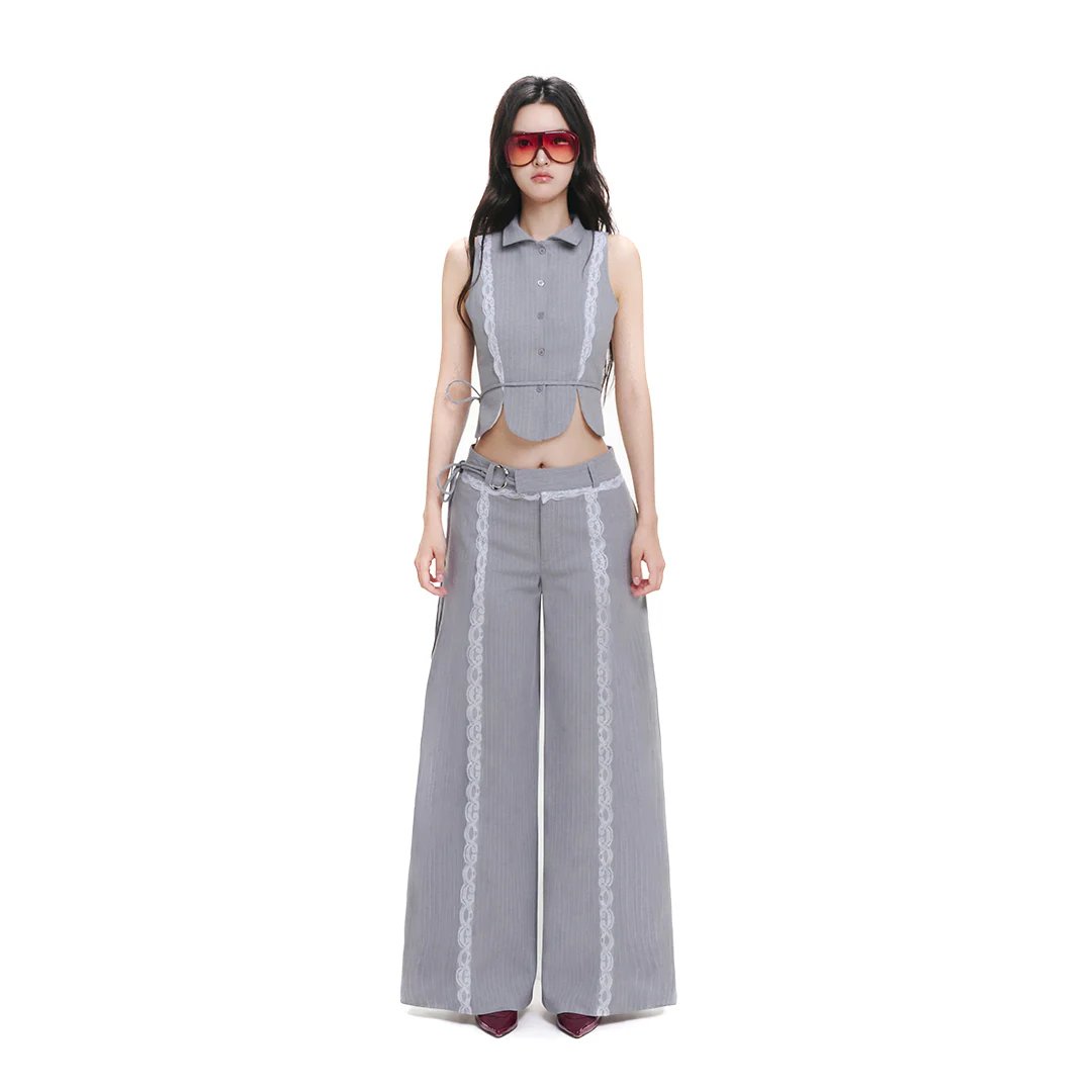 AIAI OFFICIAL Hazel Lace Trim Halter Vest Top