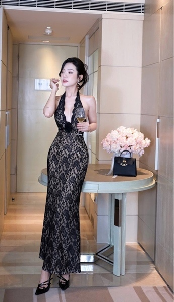THAOBIBI Lace Floral Halter Maxi Dress