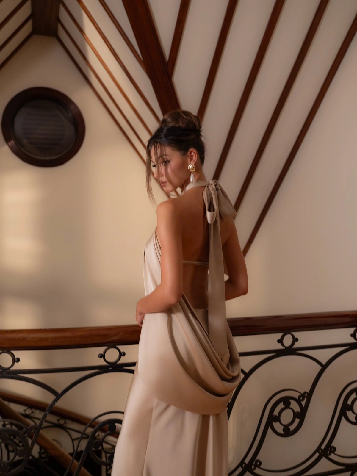 KISSERINE SOFIA Satin 緞面長裙