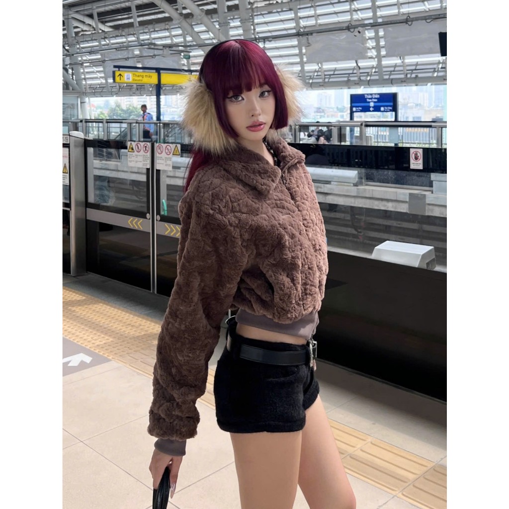 TWENTI Soft Faux Fleece Cropped Jacket