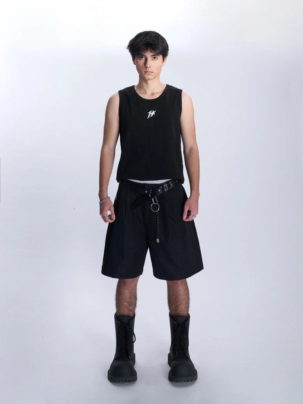 HADES Pleated Casual Shorts - Black