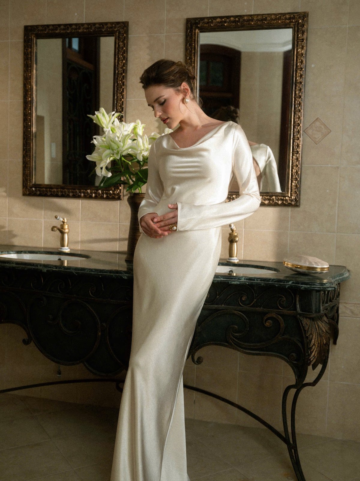 KISSERINE SOLIRA Satin Cowl Neck Long Sleeve Maxi Dress 緞面垂墜領長袖禮服裙
