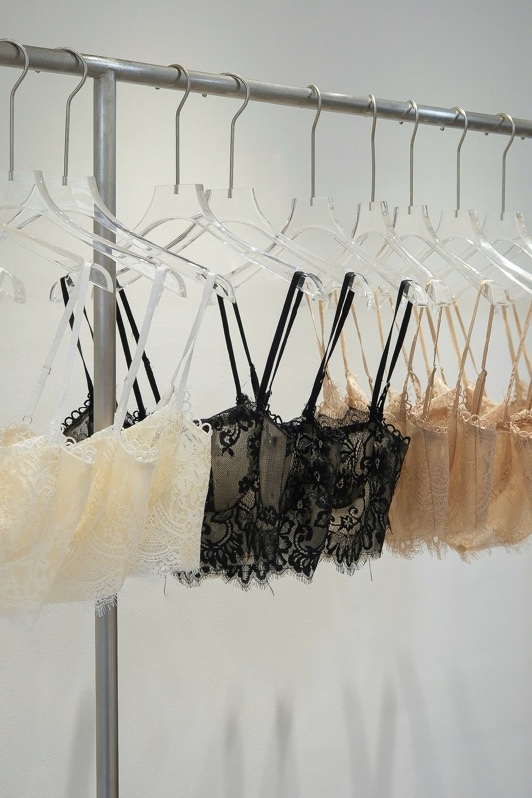 THAOBIBI Lace Button Camisole Top