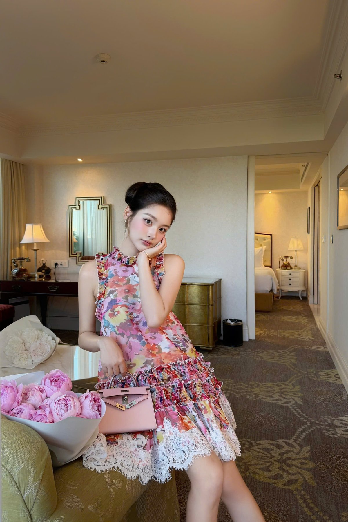 CHOU CHOU 花卉蕾絲拼接洋裝