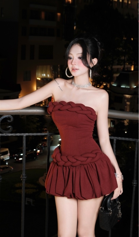 THAOBIBI 編織裝飾抹胸短洋裝