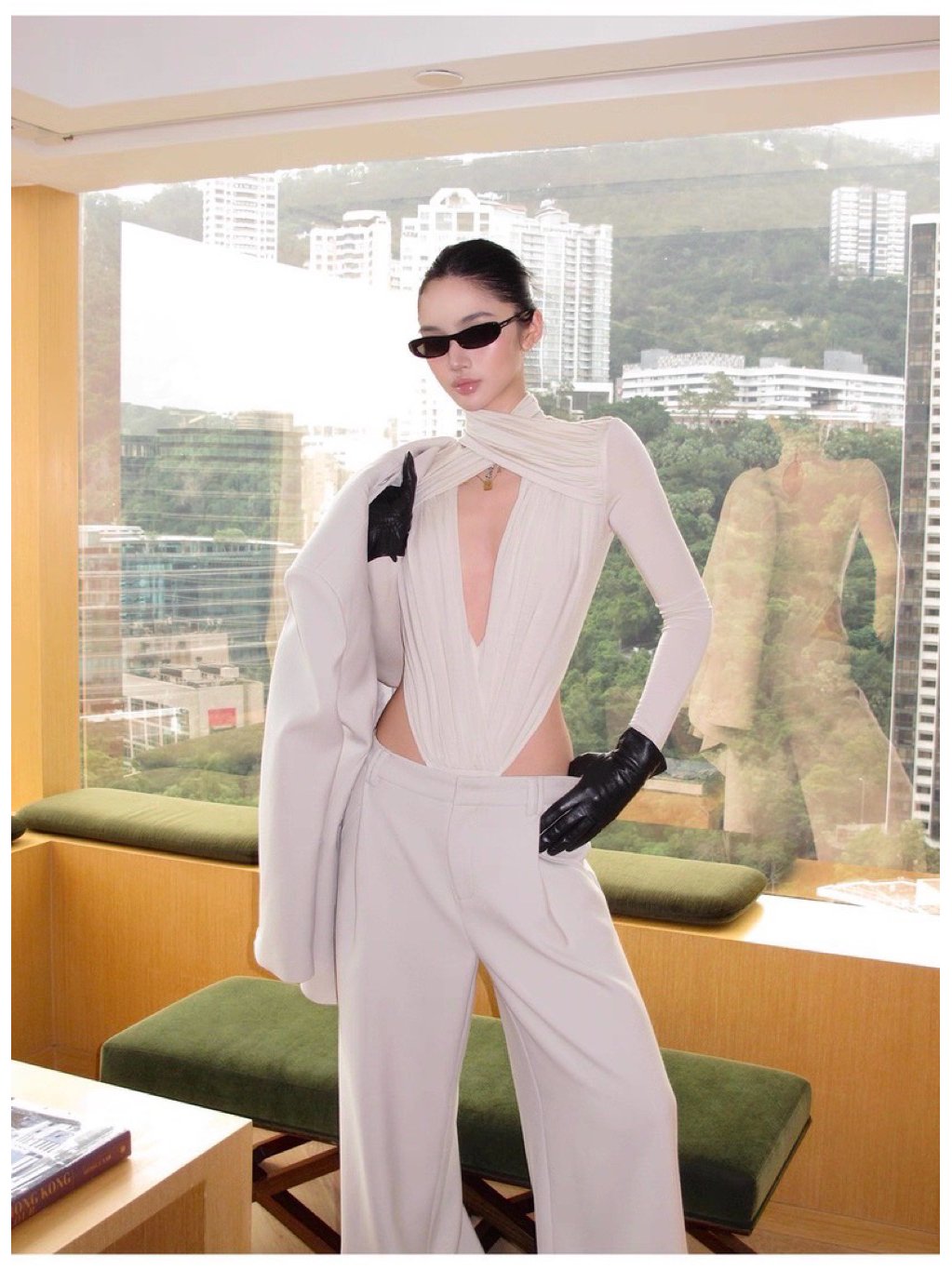 Moxi Yujin 綁帶式 V 領長袖上衣