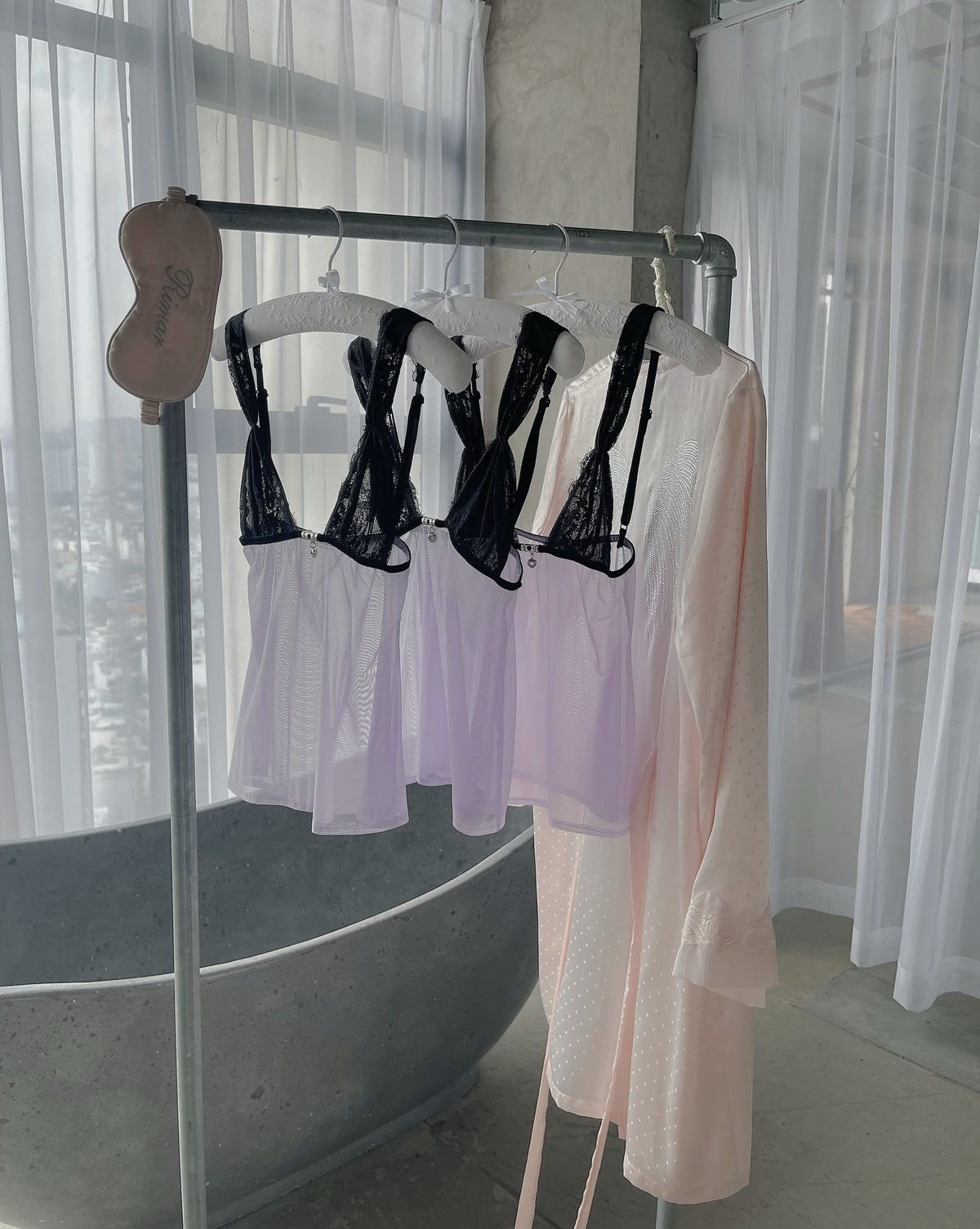 Gracie Mesh Top 蕾絲透視網紗上衣