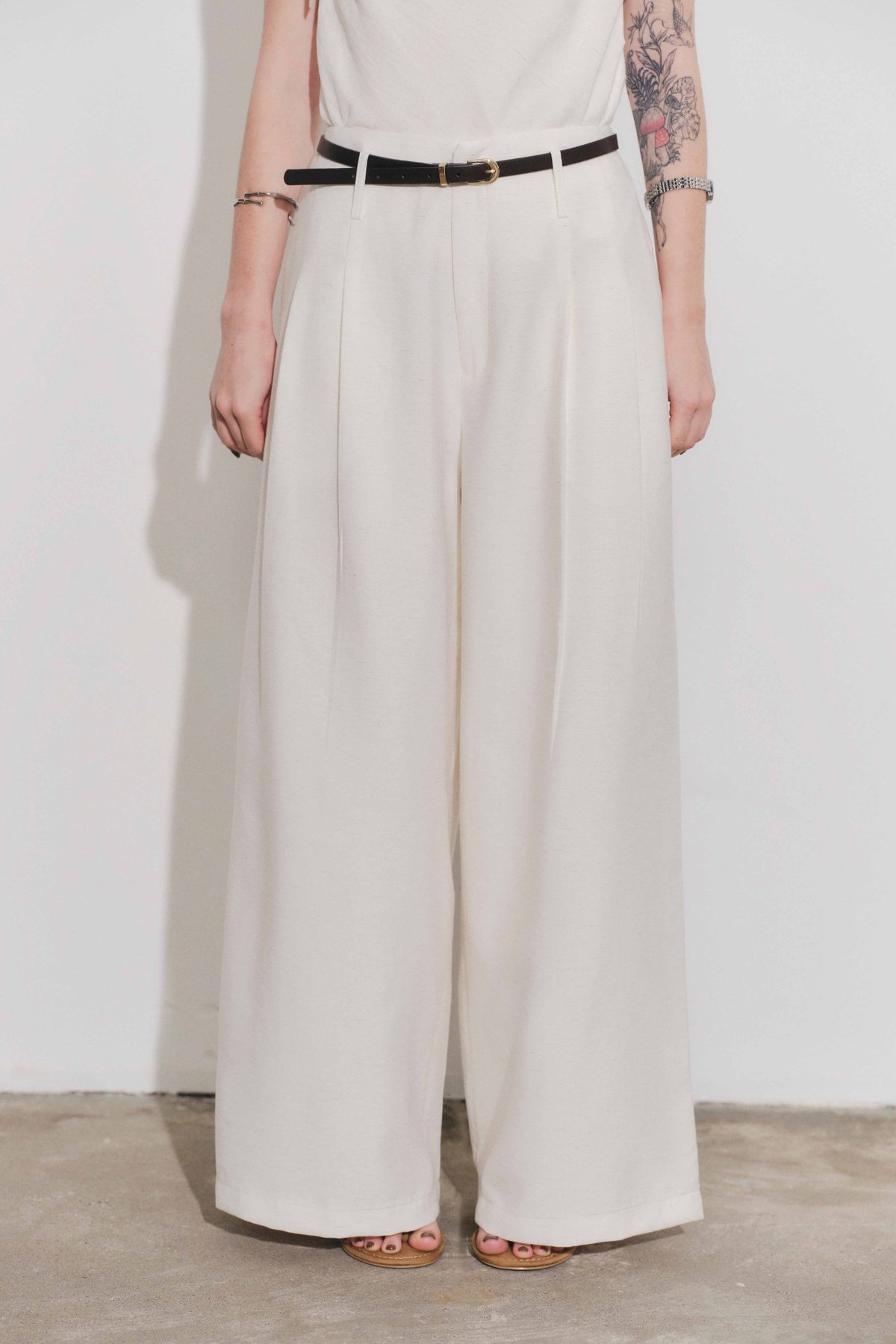 DOTTIE High Waisted Wide Leg Trousers - Light Beige