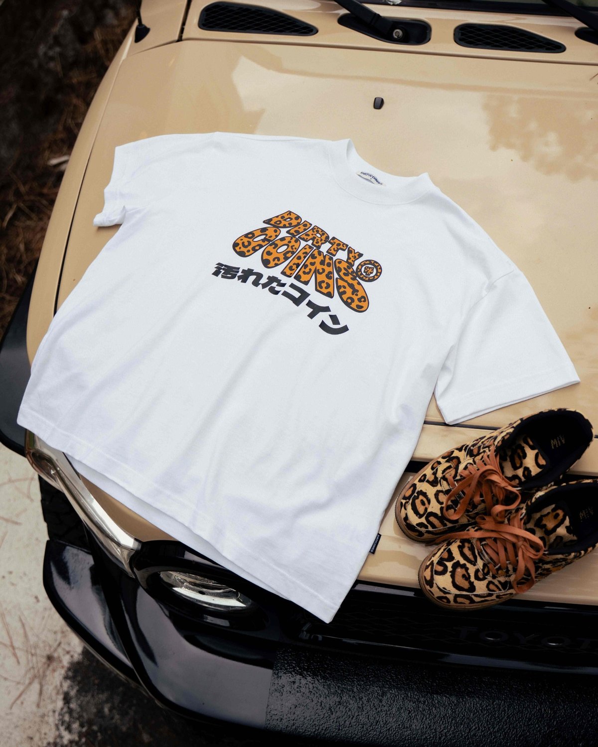 DIRTYCOINS Dico Leopard Wavy Logo T-Shirt
