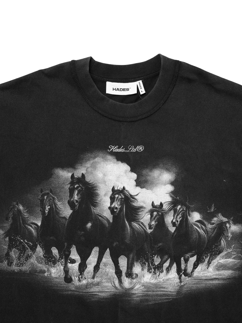 HADES Black Stallion 印花 T-Shirt