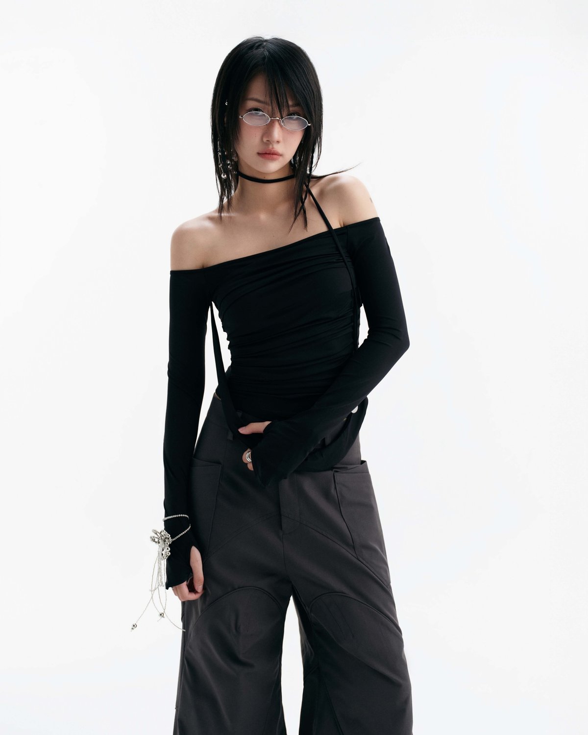 Bunnyhill MELVIN Long Sleeve Off-Shoulder Top - Black
