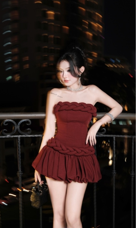 THAOBIBI 編織裝飾抹胸短洋裝