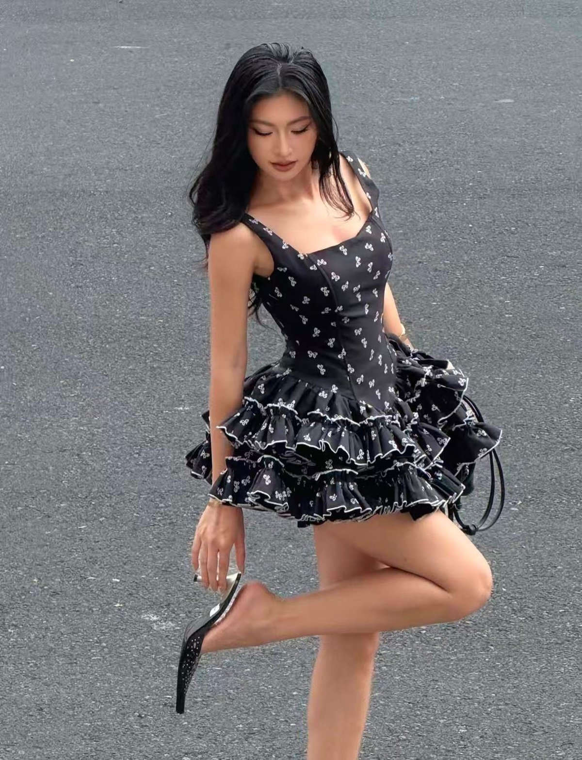 LANE CÌ Selina 碎花荷葉邊連身裙