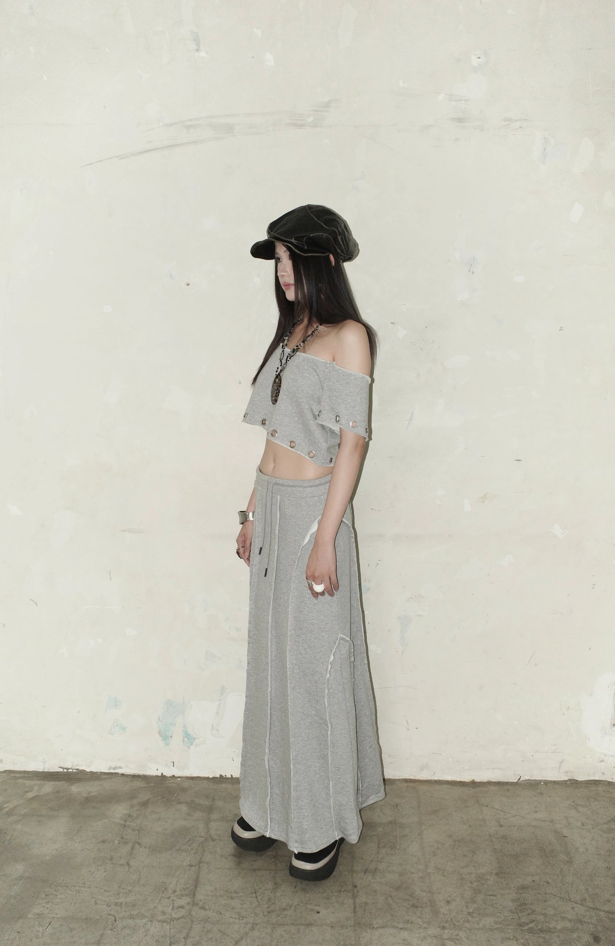 GRAIN SKIRT 抽繩腰身紋理中長裙