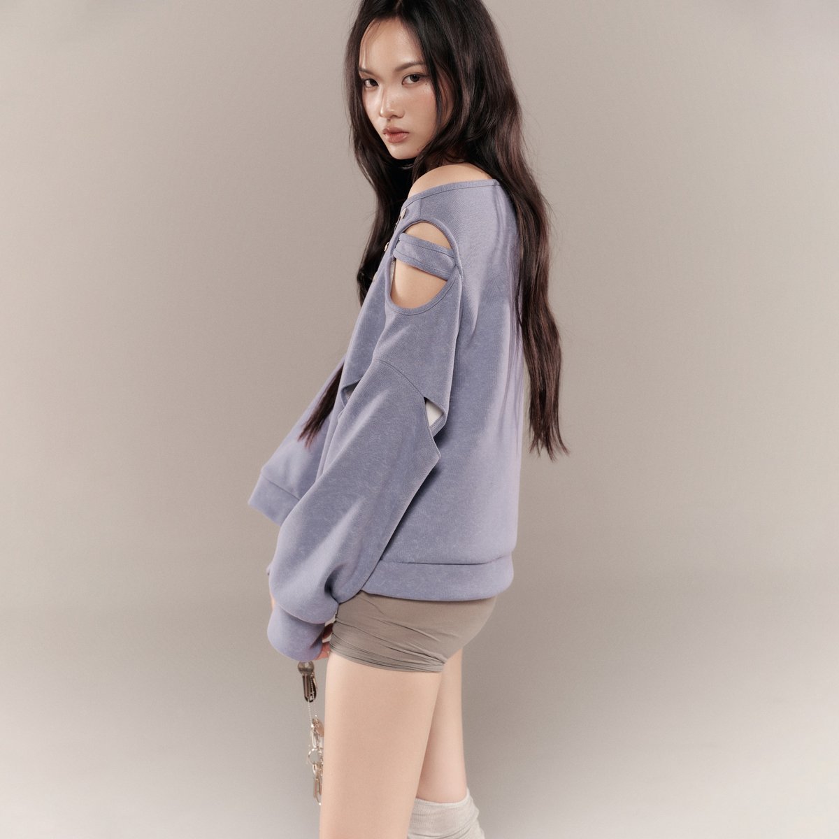 Bunnyhill CHARO Cut-out Sweater (Purple Blue)