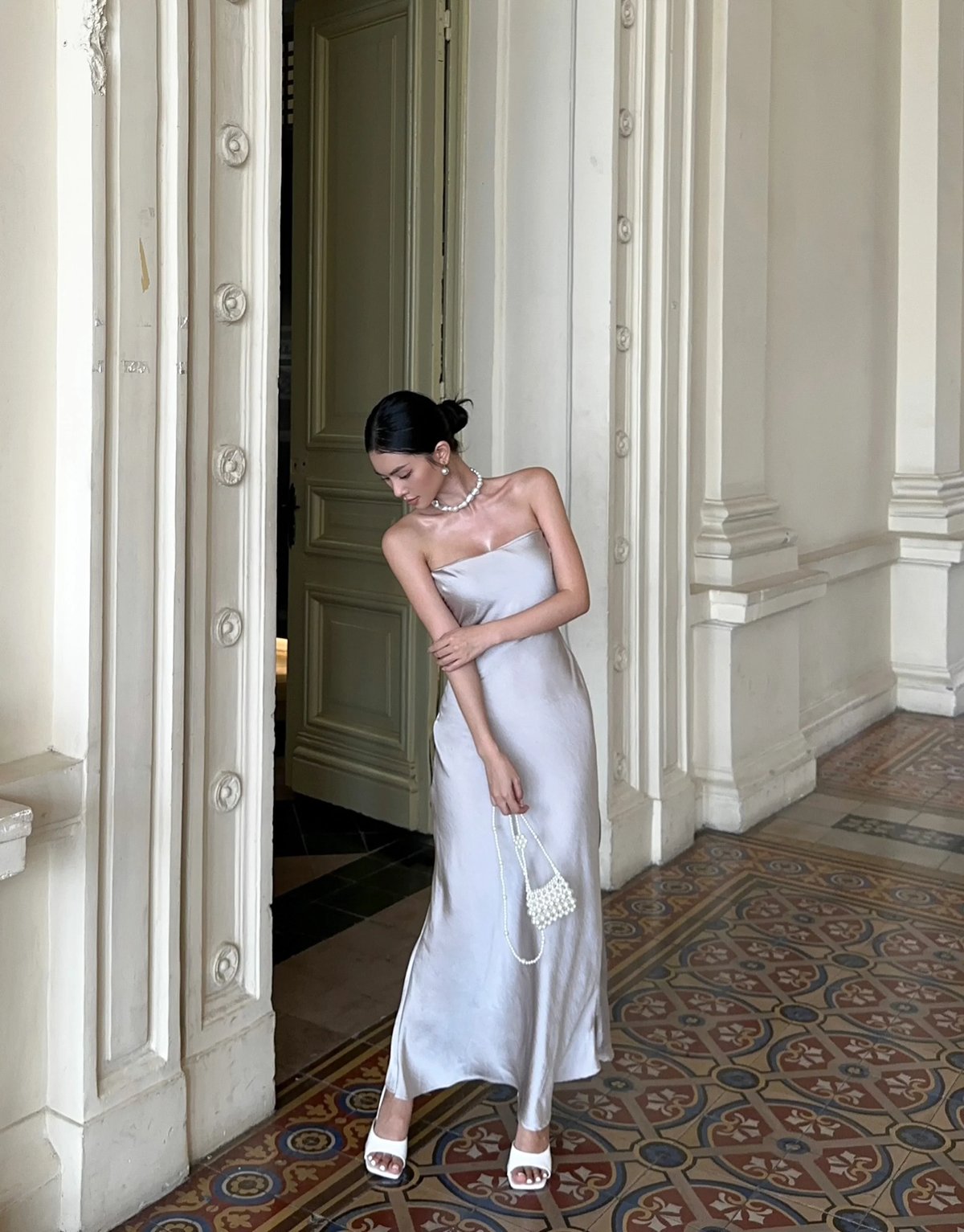 KISSERINE Claire 絲綢抹胸禮服長裙