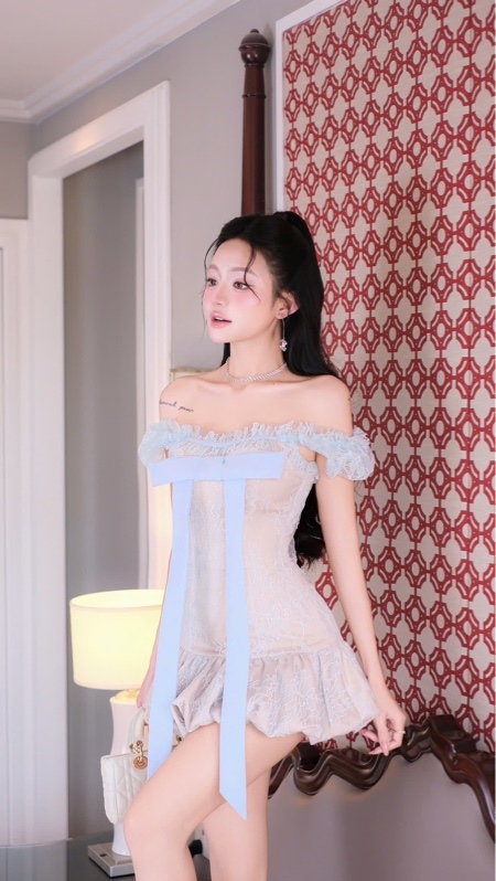 THAOBIBI Embroidered Lace Bow Mini Dress