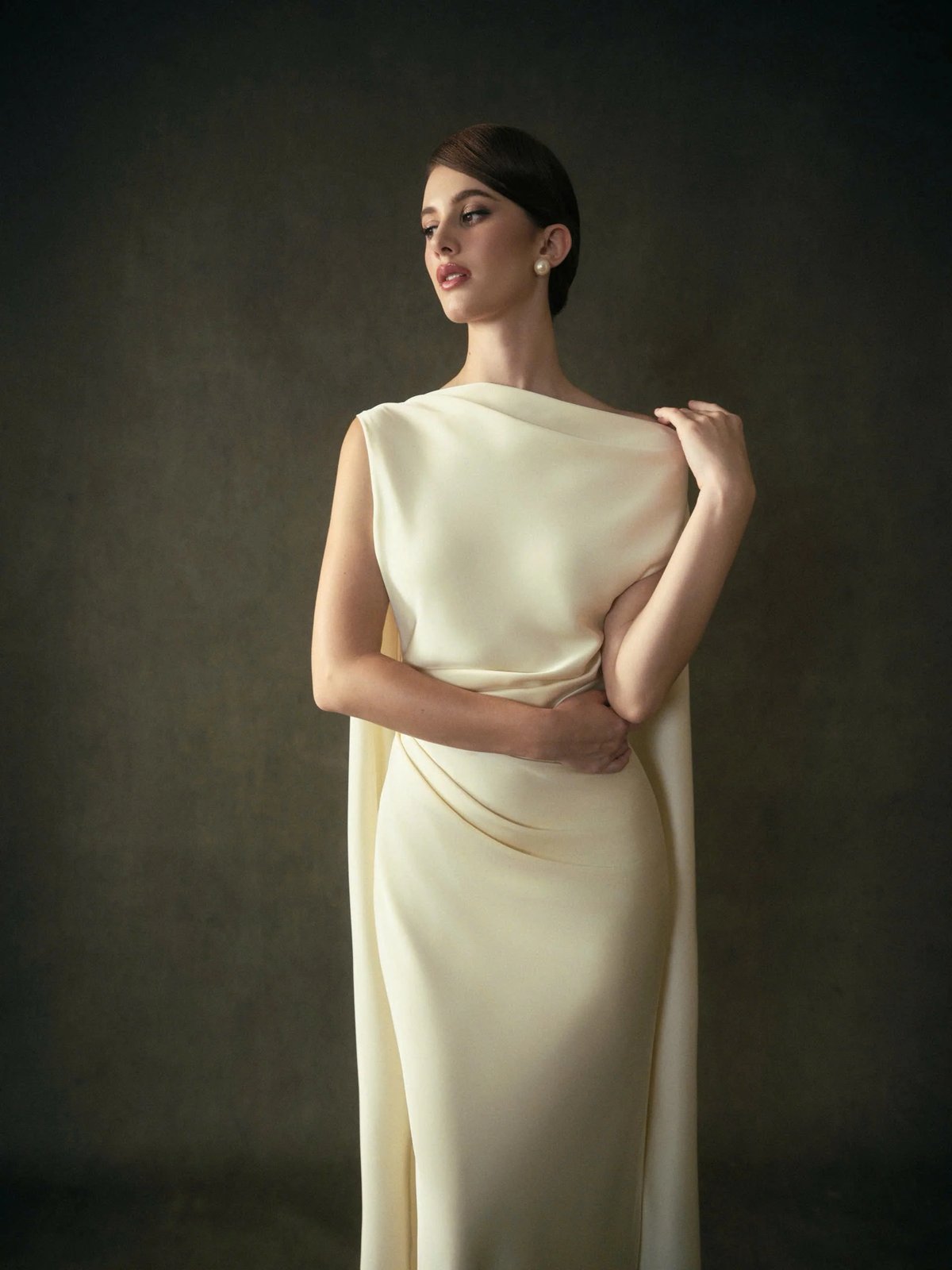 KISSERINE CONSTANCE DRESS 優雅修身絲緞露背長裙