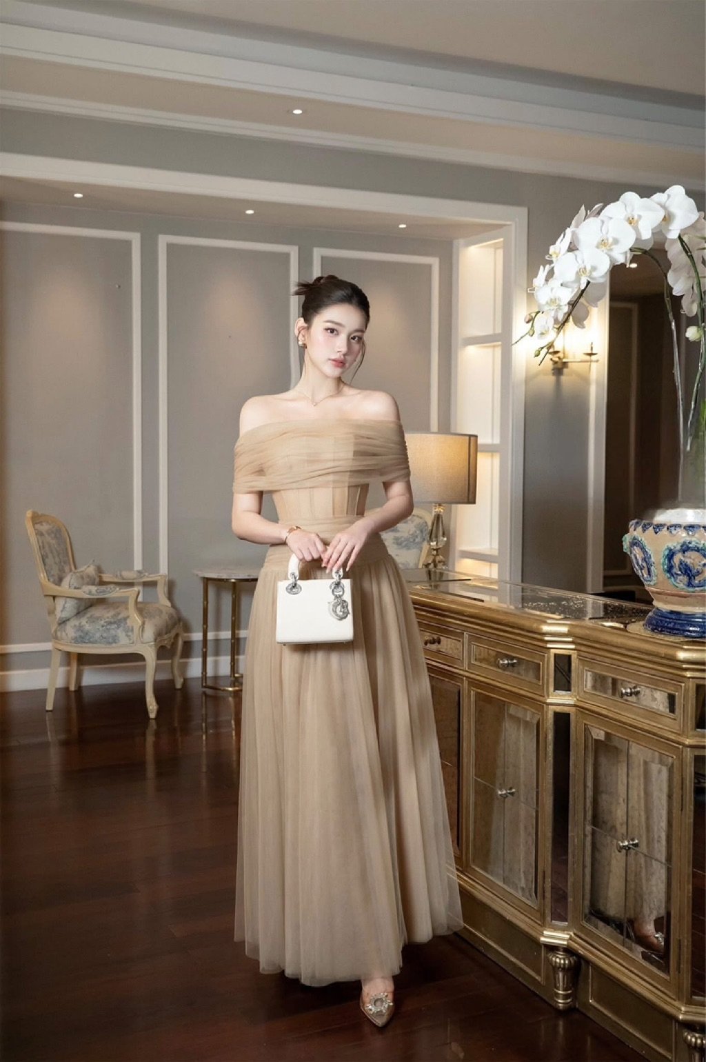 Nyra Chouchou 露肩優雅長裙