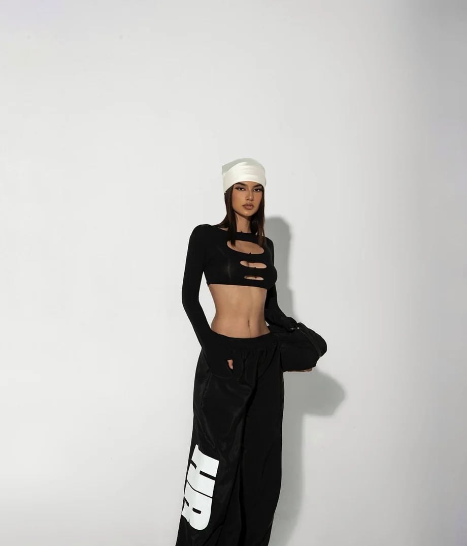 HUELLEYROSE RUM Cut-out 長袖露臍上衣