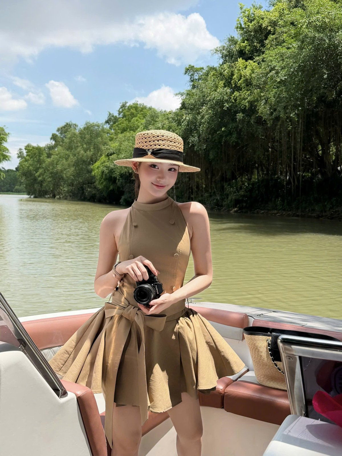 CHOU CHOU Bow Tie Pleated Flared Dress