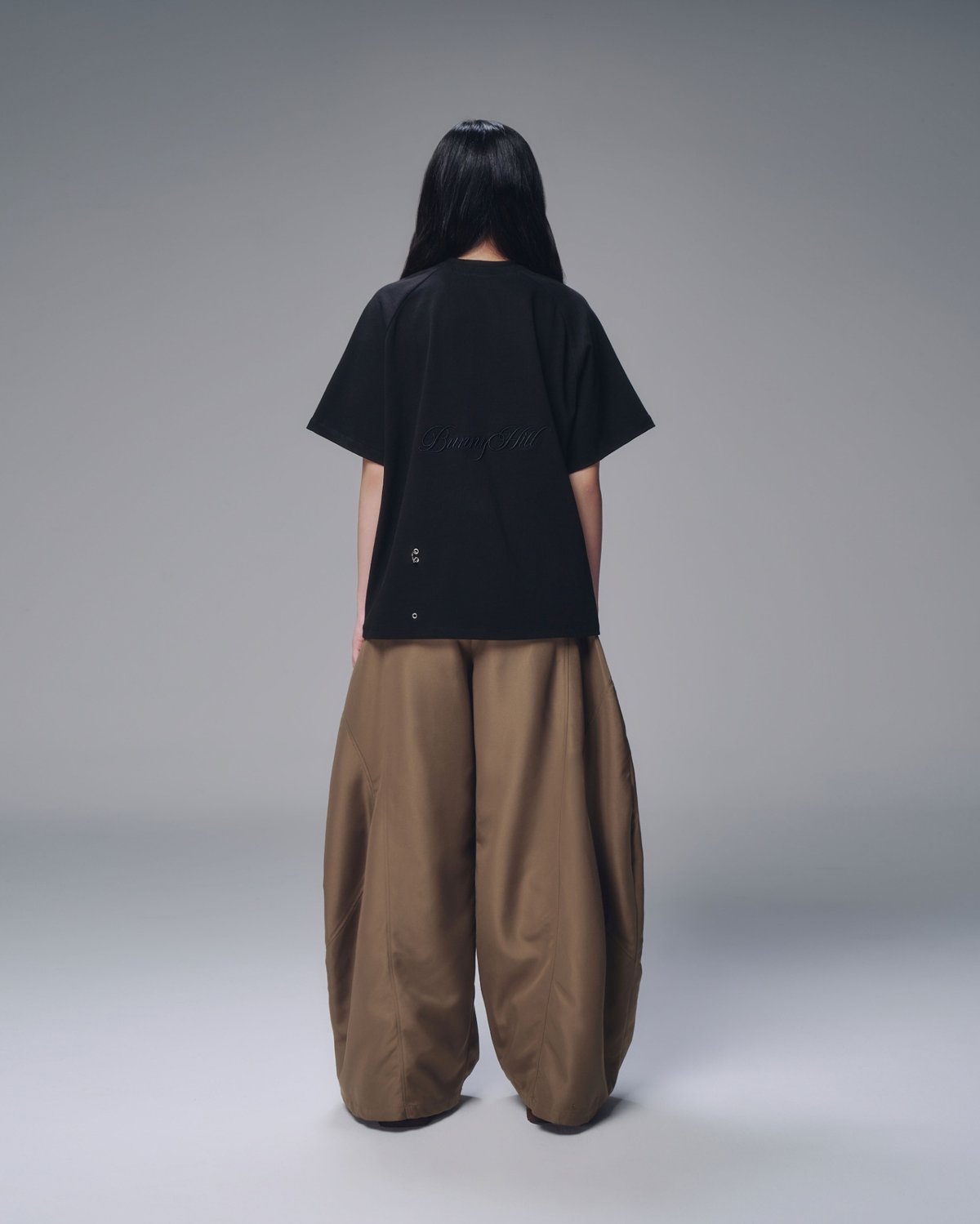Bunnyhill BUNNY CHARM VER. Loose Fit T-Shirt (Black)